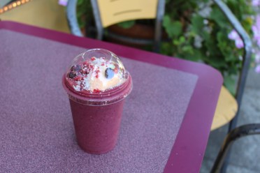 Hummingbird Cafe smoothie